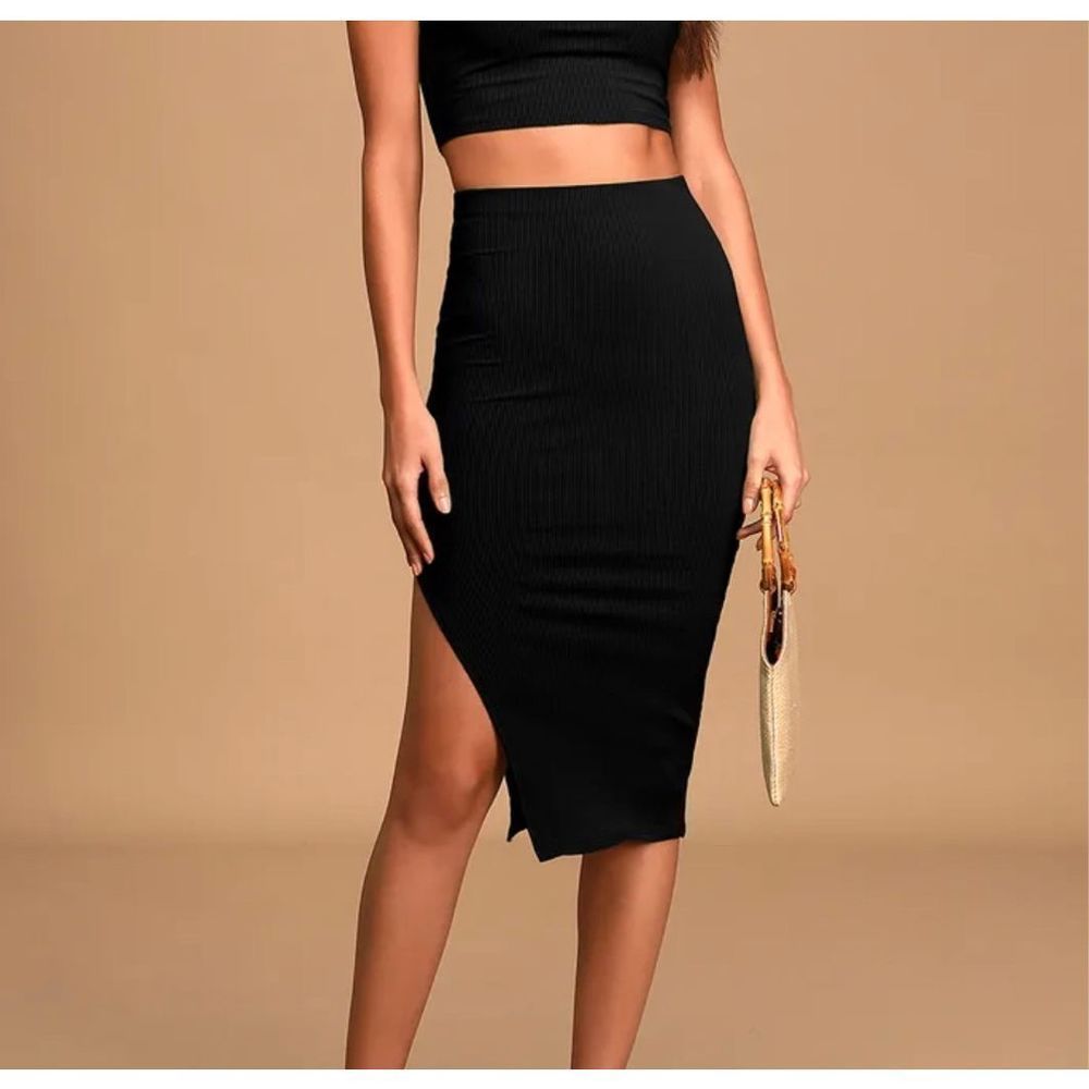 Lulu’s Set For Life Ribbed Side Slit Skirt M
